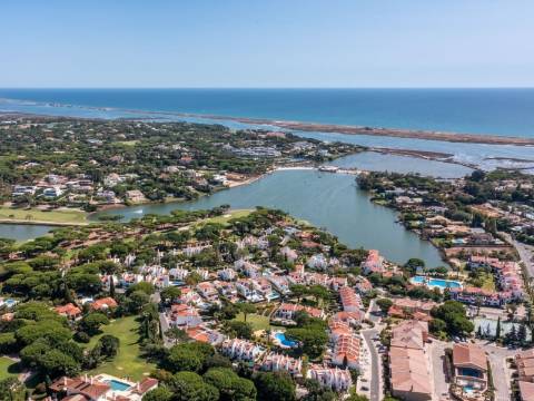 Última oportunidade no Triângulo Dourado do Algarve