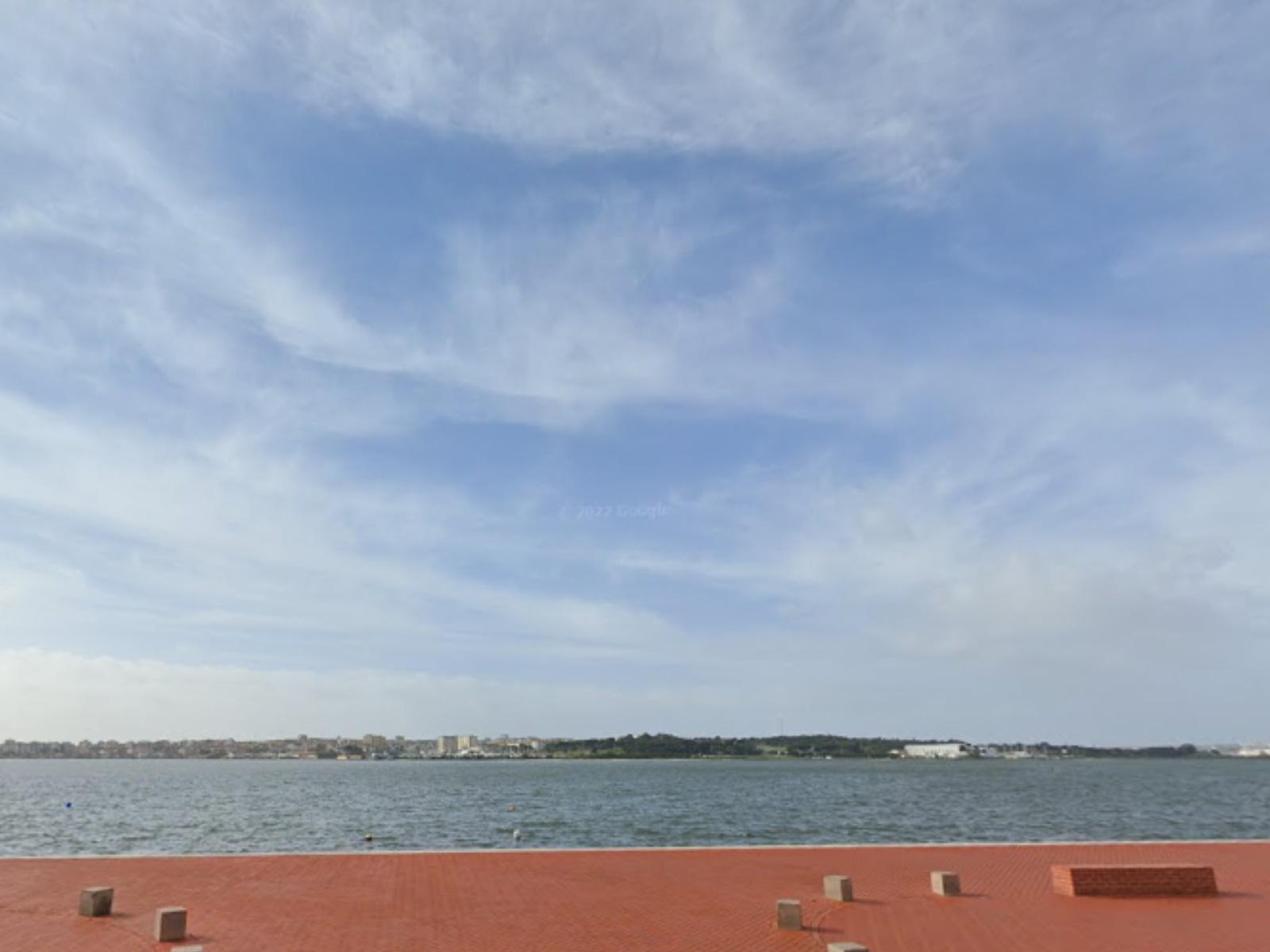 Transforme história em rentabilidade Prédio para reconstrução a poucos metros do passadiço à beira rio no Seixal