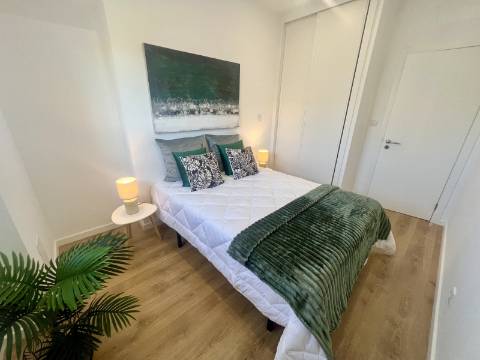 O apartamento que combina sofisticação, conforto e centralidade - o seu novo lar em Benfica espera por si