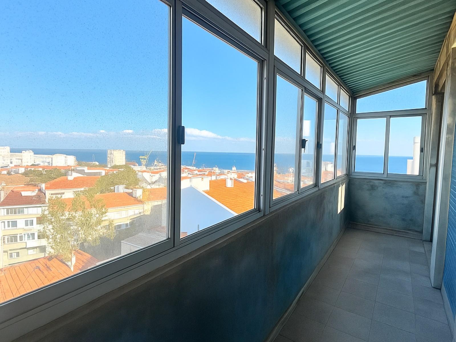 Oportunidade única em Lisboa - T2 com vista deslumbrante sobre o Rio Tejo