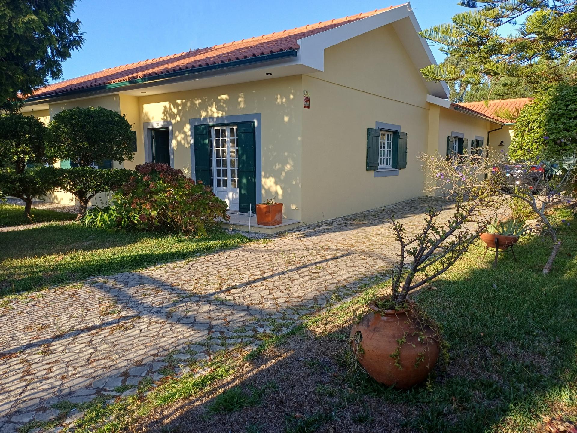 Moradia T4 no centro da Marinha Grande