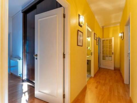 Moradia T4 no centro da Marinha Grande