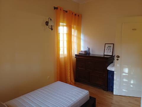 Moradia T4 no centro da Marinha Grande