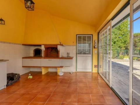 Moradia T4 no centro da Marinha Grande