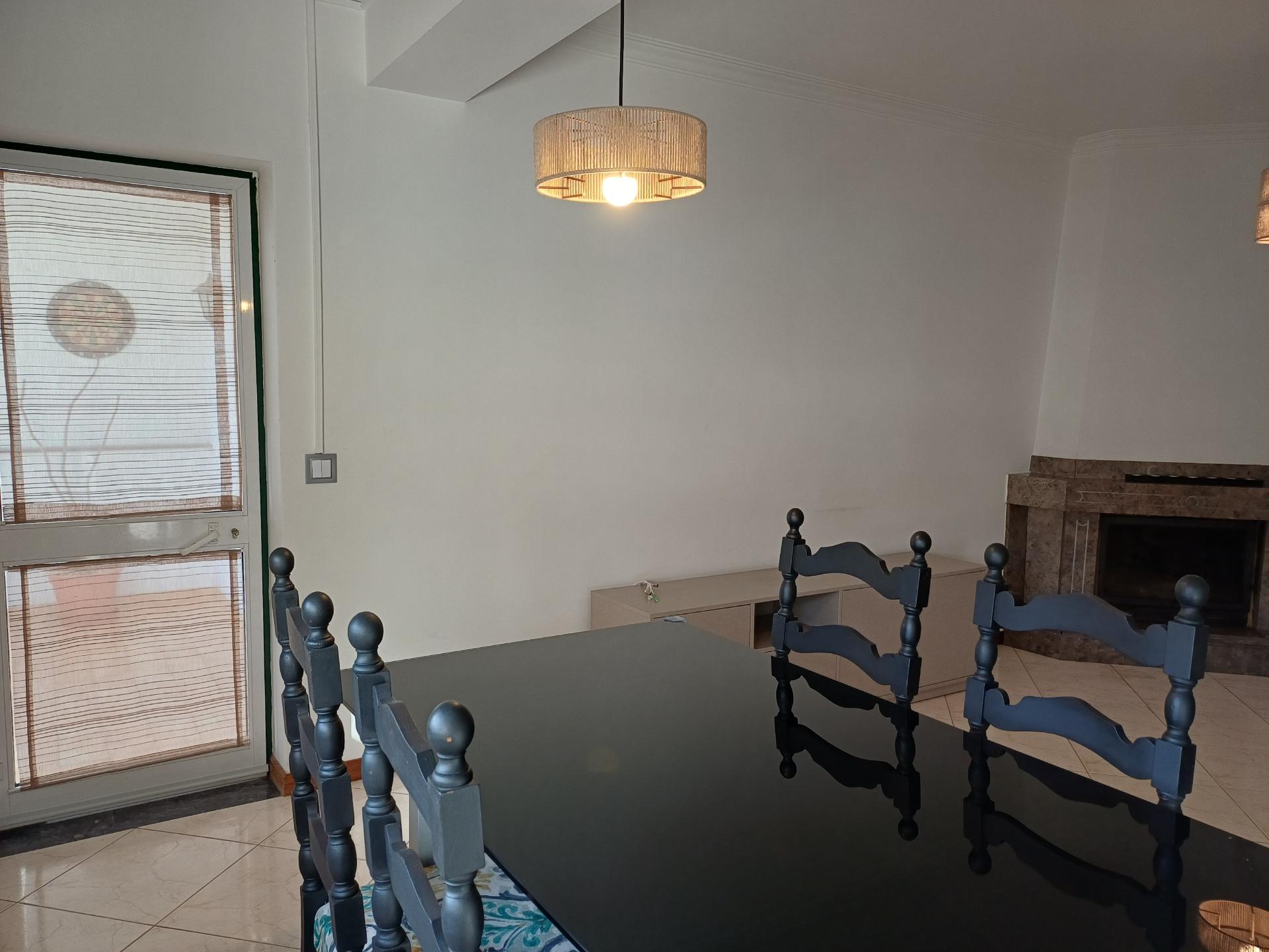 T3 para arrendamento - Excelente localização na Quinta do Alçada em ótima condição