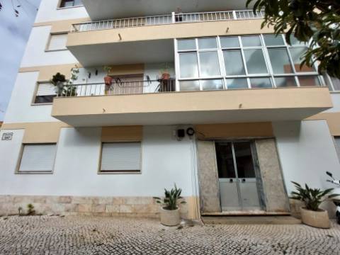 Apartamento T3 pronto a habitar