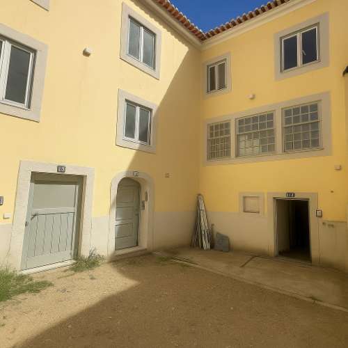 Prédio com alto potencial de rentabilidade na Mouraria - Lisboa