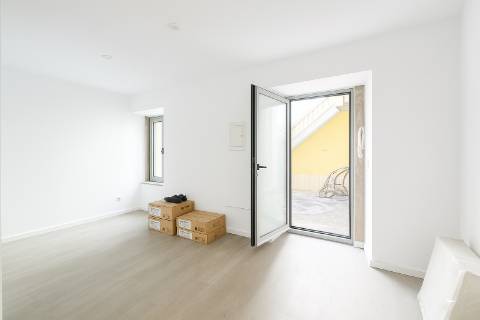 Prédio com alto potencial de rentabilidade na Mouraria - Lisboa