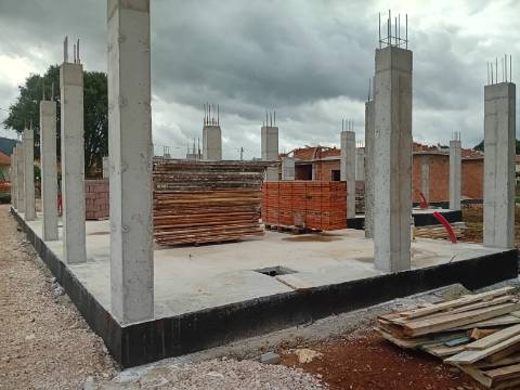 Moradia Térrea V3 Vista serra, lote 1645m2, Lagoa do Cão