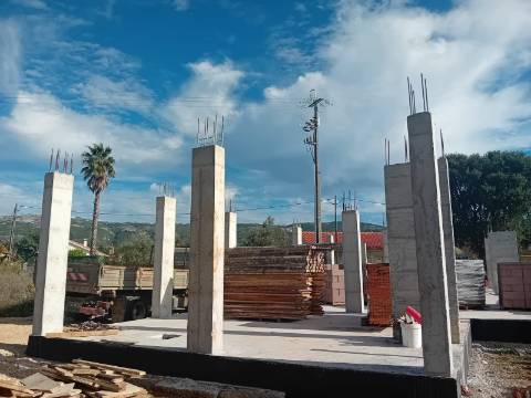 Moradia Térrea V3 Vista serra, lote 1645m2, Lagoa do Cão