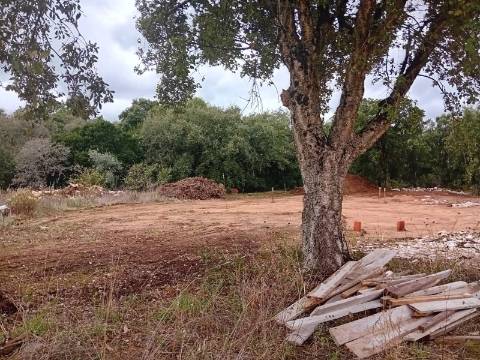 Moradia Térrea V3 Vista serra, lote 1645m2, Lagoa do Cão