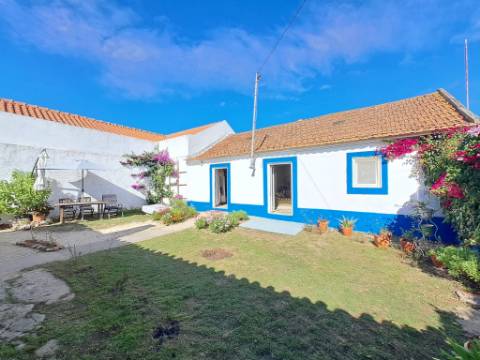 Moradia Rústica em Terreno Urbano