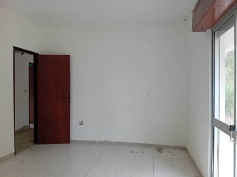 Moradia T3 com Terreno de 2660 m² em Rio de Couros, Ourém