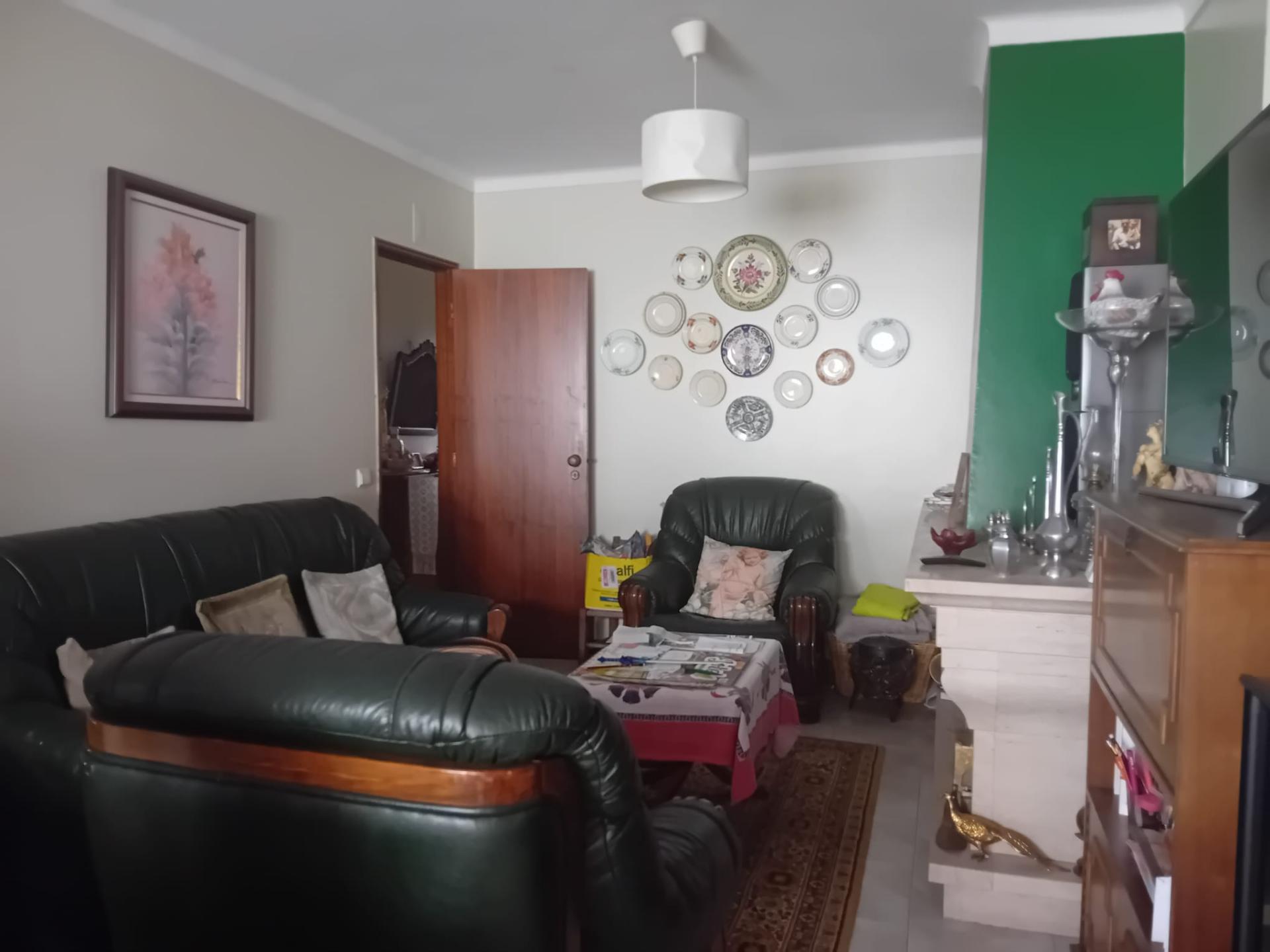 Apartamento T3 com suíte, centro de Fátima