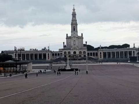 Apartamento T3 com suíte, centro de Fátima