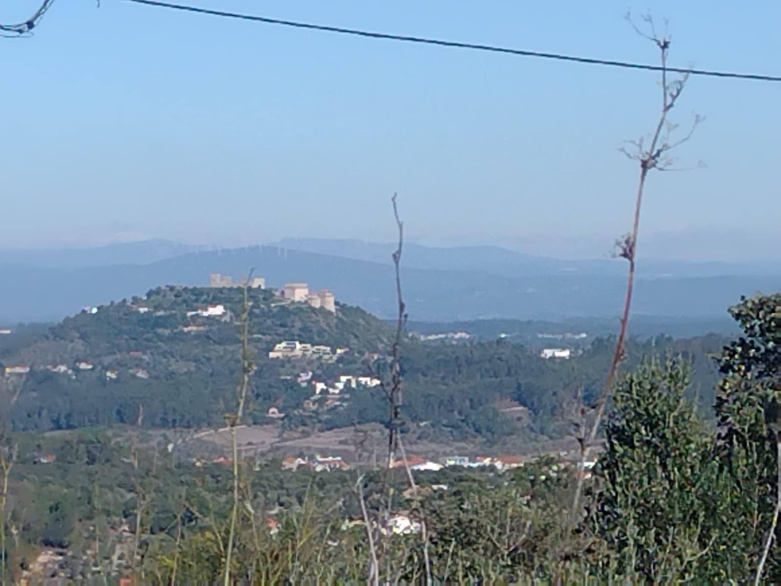 Terreno de 1505m2 urbanizável em Ortiga, Fátima com vista Castelo Ourém