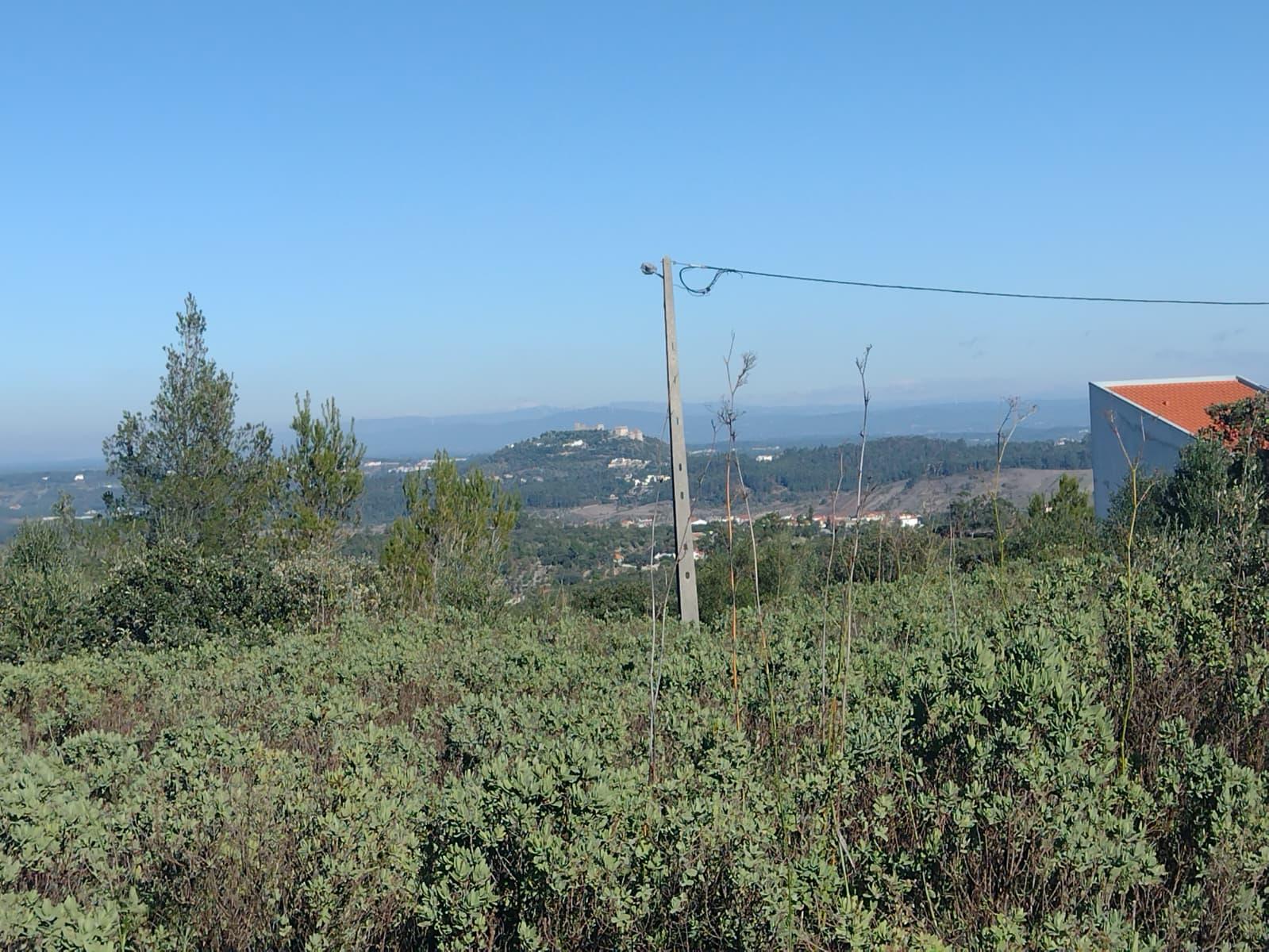 Terreno de 1505m2 urbanizável em Ortiga, Fátima com vista Castelo Ourém