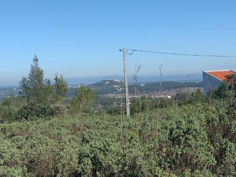 Terreno de 1505m2 urbanizável em Ortiga, Fátima com vista Castelo Ourém