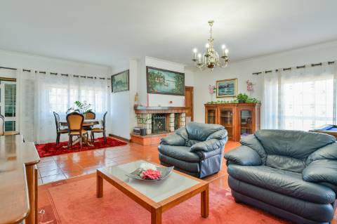 Quinta com 3,14 Hectares e Piscina | Ferreira do Zêzere