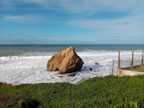 Terreno urbanizável 1720m2 Silveira, Torres Vedras