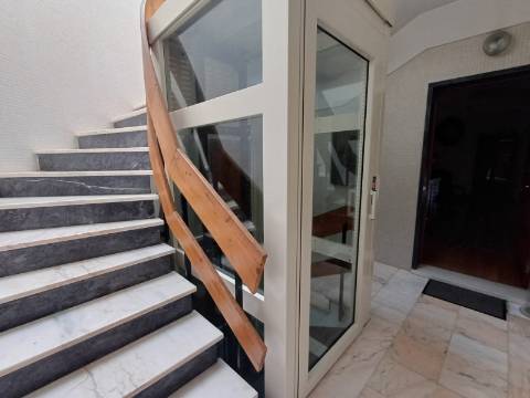 Duplex T3 com Varandas, Terraço e Vista Desafogada para o Castelo de Leiria - Bairro dos Capuchos