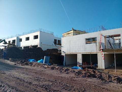 Apartamento T1 em Condomínio Fechado nos Pousos - Tecnologia Verde