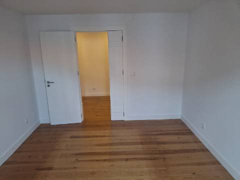 Apartamento na Rua dos Fanqueiros
