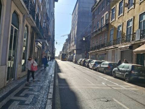 Apartamento na Rua dos Fanqueiros