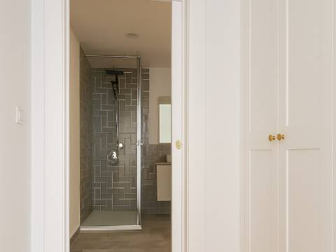 Belíssimo T2 Duplex, totalmente renovado, com vista deslumbrante sobre o Rio Tejo