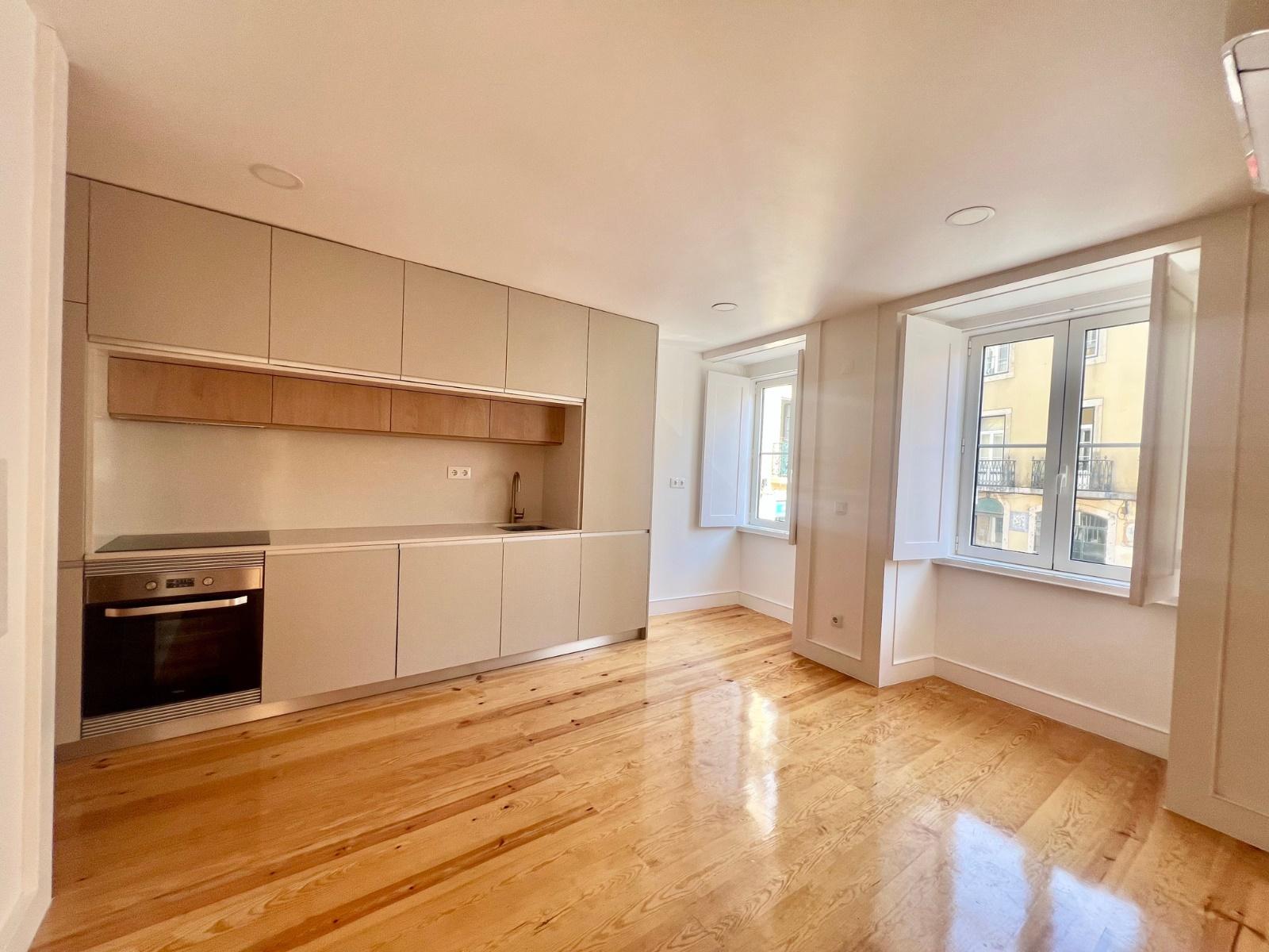 Exclusivo apartamento T2 de charme histórico e acabamentos de excelência