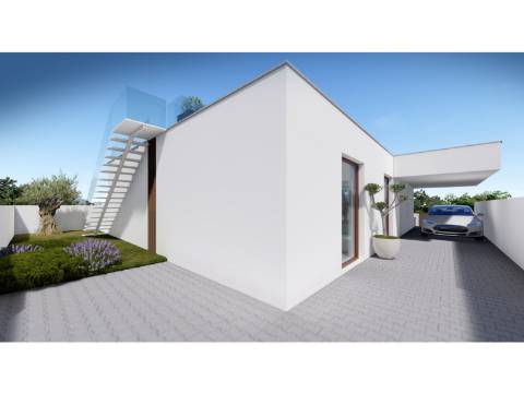 Moradia V3 térrea com piscina e terraço a 5 minutos das praias