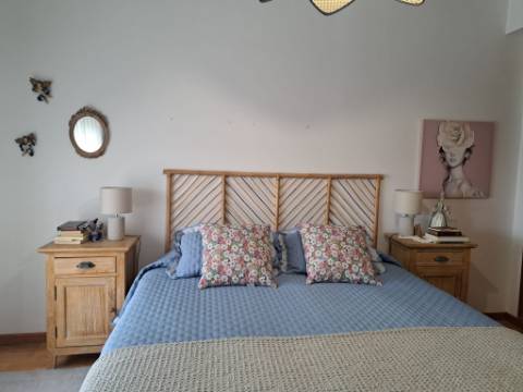 Apartamento T3 bem localizado, centro de Ourém