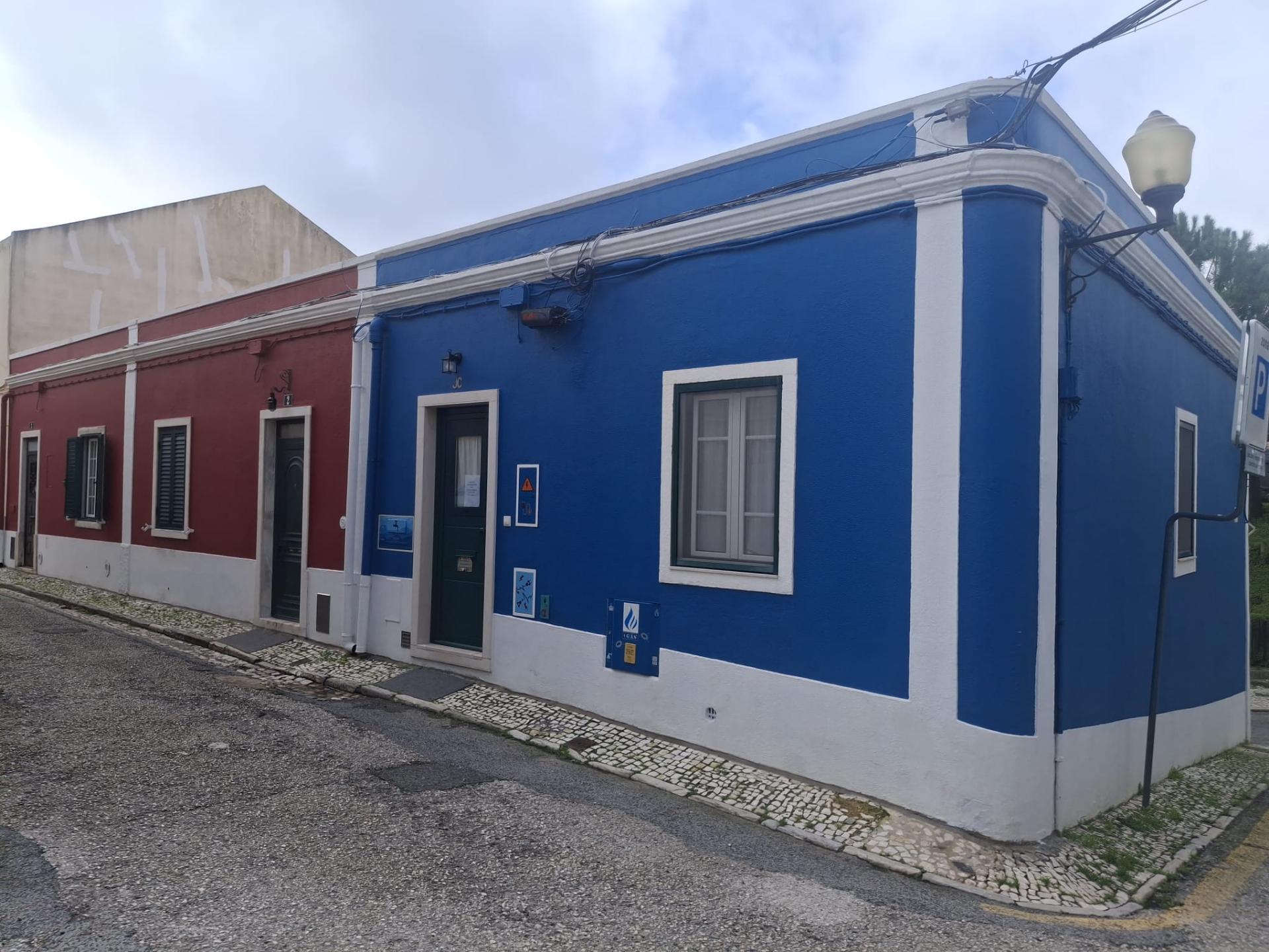 Moradia para reabilitar em Campolide