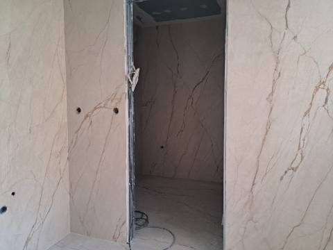 Moradia V4 Contemporânea de Excelência, Parceiros