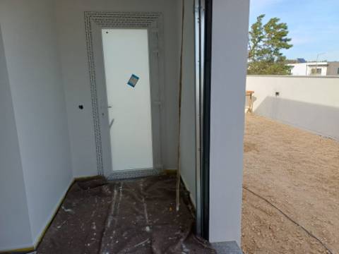 Moradia V4 Contemporânea de Excelência, Parceiros