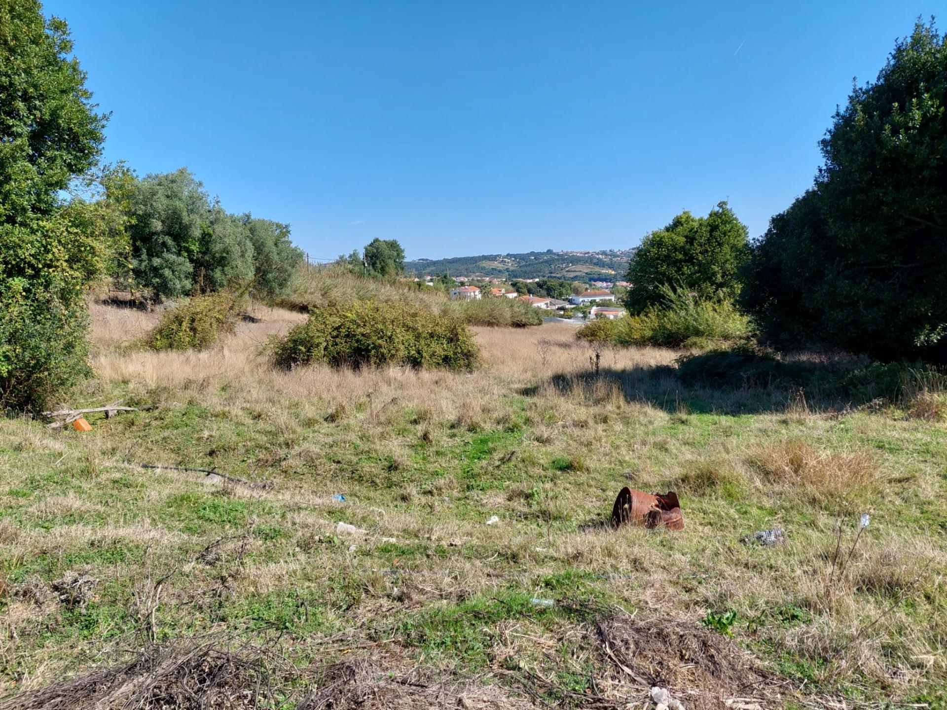 Lote para construção a 5 minutos das Caldas da Rainha