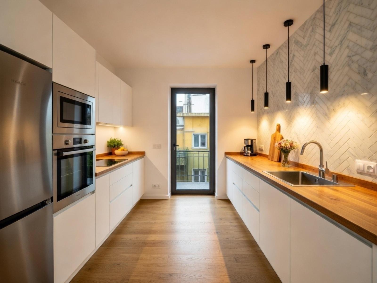 Apartamento T2 com varanda e vista de cidade - totalmente renovado