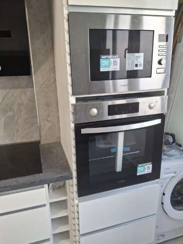 Apartamento T2 remodelado no Bairro do Charquinho em Benfica