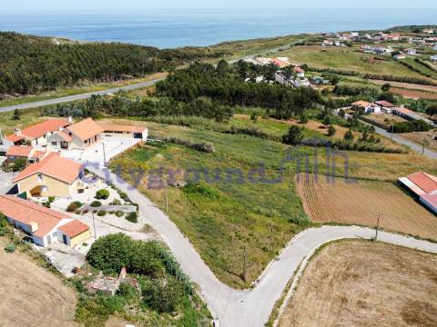 Terreno com projeto na Serra do Bouro