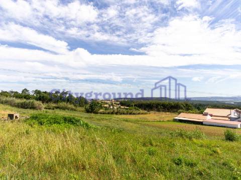 Terreno com projeto na Serra do Bouro