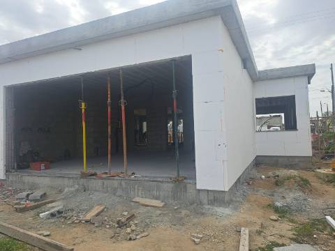 Moradia T3 Moderna a menos de 15 Minutos de Leiria - Em Construção