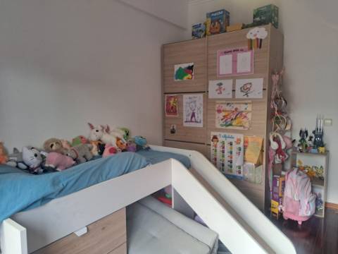 Bom apartamento T2 no Casal do Marco, Seixal