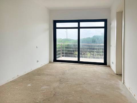 Moradia V4 de excelência a 500 metros da Praia Verde, em Castro Marim