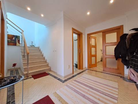 Moradia V4+1 em Roliça, em condomínio Domicillium Villas