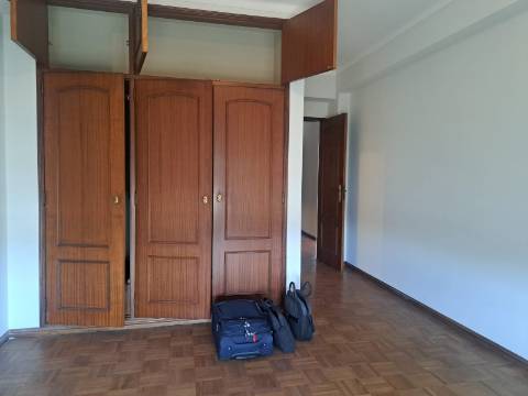 Bom apartamento T3 no centro de Ourém