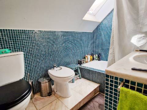 Apartamento T2+2 no Largo do Carmo