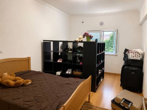 Moradia V3 com garagem, jardim e churrasqueira | Qualidade de vida entre o campo e o mar