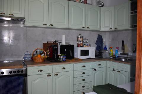 Apartamento T4 transformado em T3 com garagem