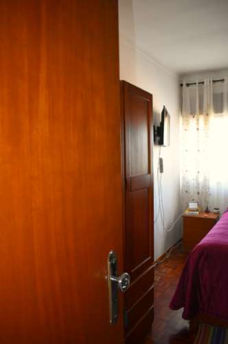 Apartamento T4 transformado em T3 com garagem