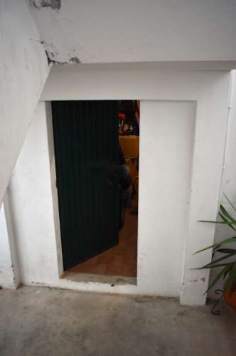 Apartamento T4 transformado em T3 com garagem